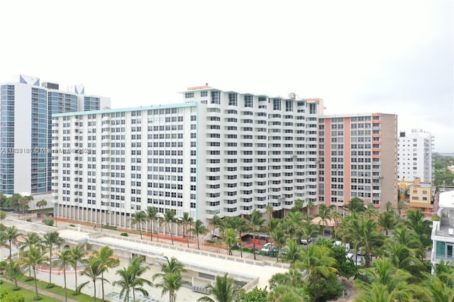 2899 Collins Ave Unit 1717, Miami Beach, FL 33140 - photo 3