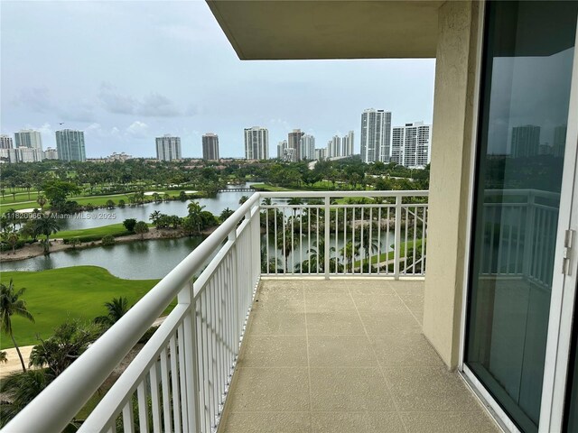 19501 W Country Club Dr Unit 914, Aventura, FL 33180 - photo 20