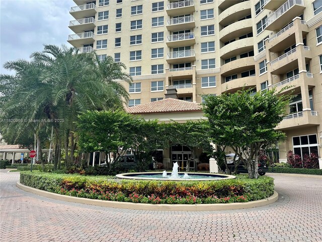 19501 W Country Club Dr Unit 914, Aventura, FL 33180 - photo 53