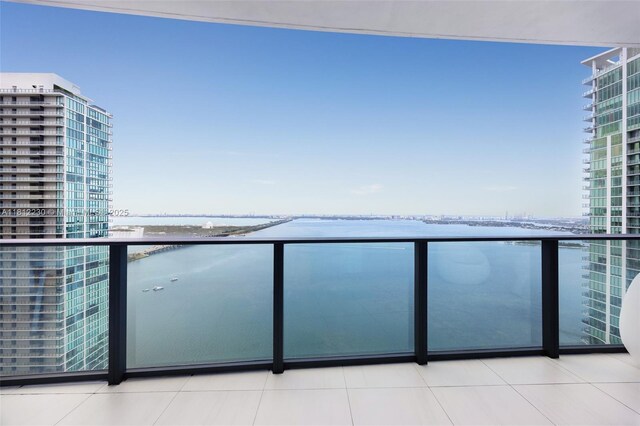 480 NE 31st St Unit 3802, Miami, FL 33137 - balcony with a water view