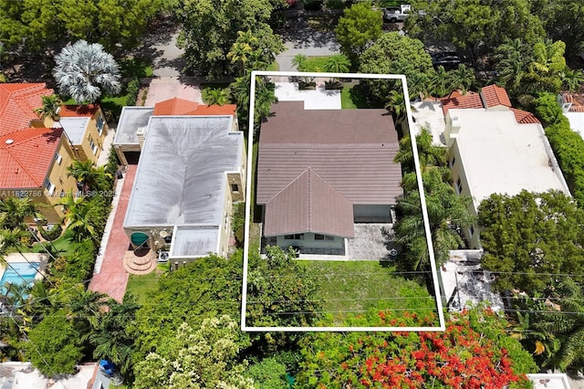708 Navarre Ave, Coral Gables, FL 33134 - view from above of property with property parcel outlined