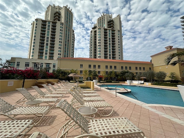 7350 SW 89th St Unit 602S, Miami, FL 33156 - community pool with a patio area