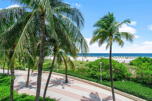 100 Lincoln Rd Unit 811, Miami Beach, FL 33139 - view of community featuring view of water and beach
