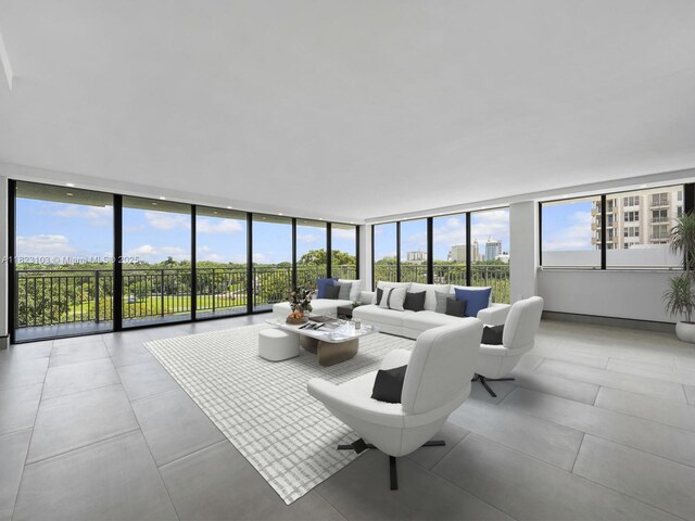 700 Coral Way Unit 5, Coral Gables, FL 33134 - view of sunroom / solarium
