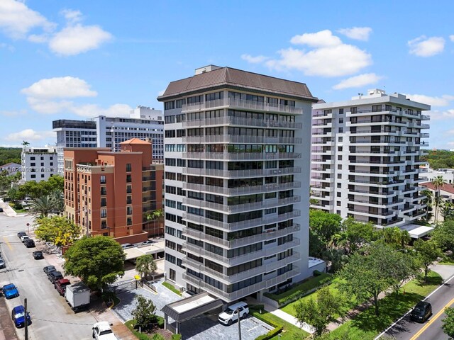 700 Coral Way Unit 5, Coral Gables, FL 33134 - view of apartment building / complex with a view of city