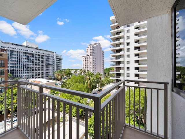 700 Coral Way Unit 5, Coral Gables, FL 33134 - balcony featuring a city view
