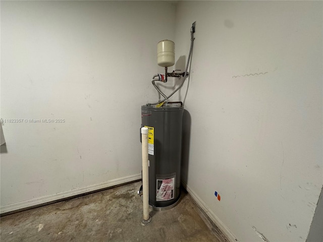 737 SE Brookedge Ave, Port St Lucie, FL 34983 - utility room with water heater