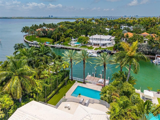 1839 W 24th St, Miami Beach, FL 33140 - bird's eye view of a large body of water and a pool area