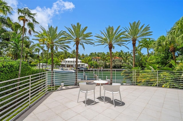 1839 W 24th St, Miami Beach, FL 33140 - view of patio / terrace