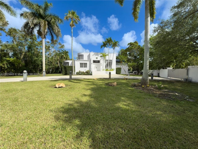 8390 SW 94th St, Miami, FL 33156 - view of yard