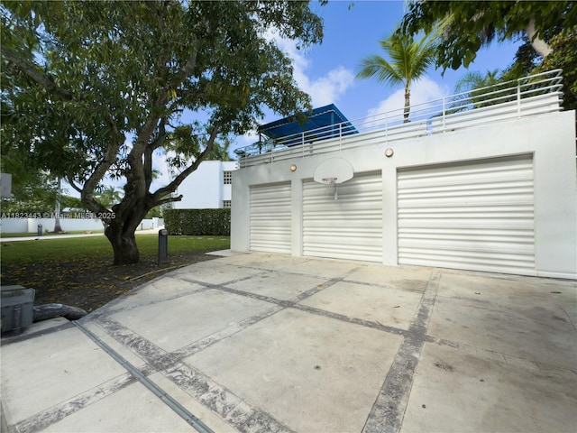 8390 SW 94th St, Miami, FL 33156 - view of garage