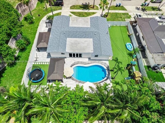 1870 NE 208th Ter, Miami, FL 33179 - bird's eye view of a pool