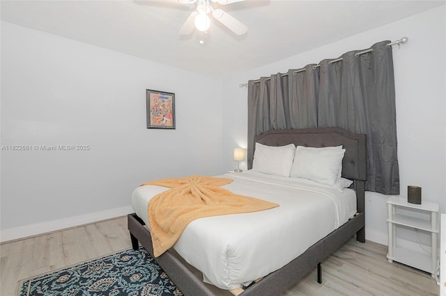 201 Columbus Pkwy, Hollywood, FL 33021 - bedroom with wood finished floors and ceiling fan