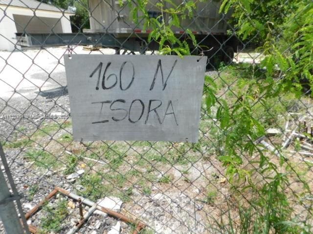 160 N Isora St, Clewiston, FL 33440 - photo 1