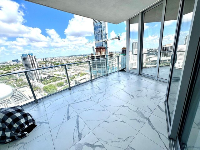 851 NE 1st Ave Unit 2204, Miami, FL 33132 - balcony featuring a view of city