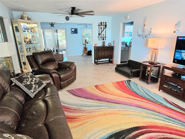 1711 SW 22nd St, Boynton Beach, FL 33426 - living area featuring a ceiling fan