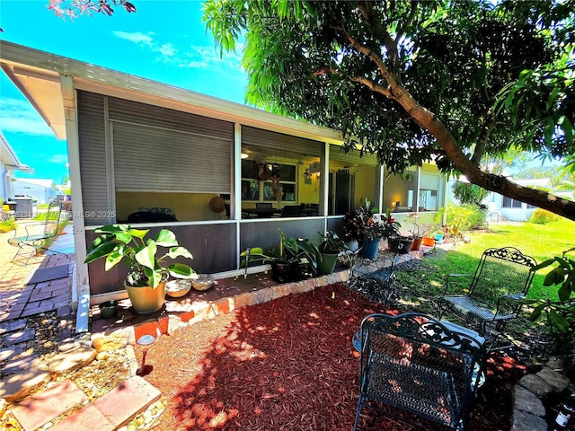 1711 SW 22nd St, Boynton Beach, FL 33426 - view of front of home