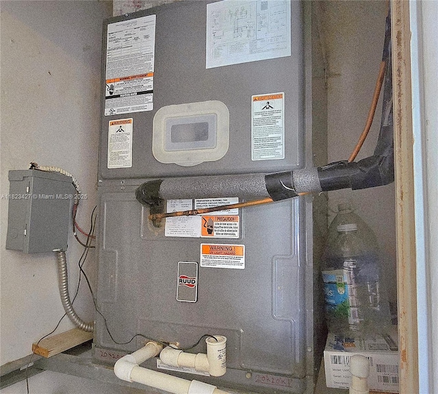 1711 SW 22nd St, Boynton Beach, FL 33426 - utilities featuring heating unit