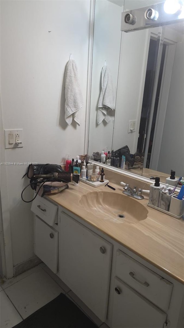 13499 Biscayne Blvd Unit 1005, North Miami, FL 33181 - bathroom featuring vanity