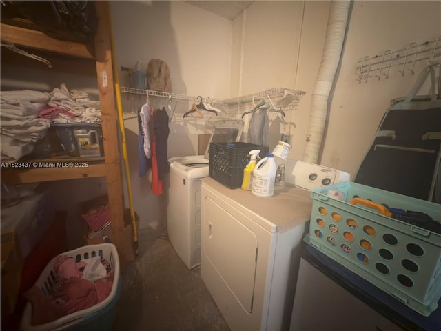 1651 SW 120th Ave, Pembroke Pines, FL 33025 - washroom featuring washer and dryer