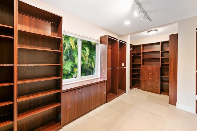 13454 SW 58th Ave, Pinecrest, FL 33156 - view of walk in closet