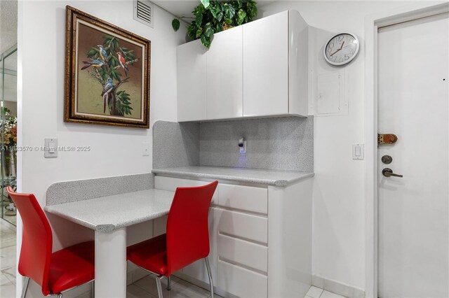 2101 S Ocean Dr Unit 2707, Hollywood, FL 33019 - view of dining area