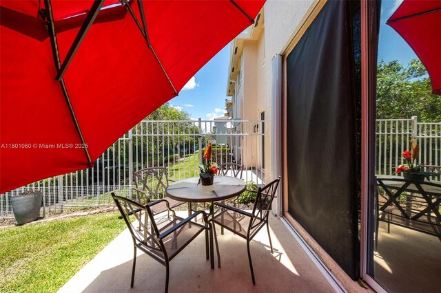 3869 NW 92nd Ave, Sunrise, FL 33351 - view of balcony