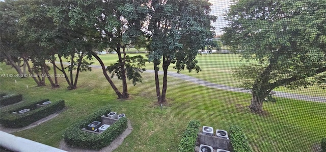 100 SW 130th Ter Unit 309C, Pembroke Pines, FL 33027 - surrounding community with a yard