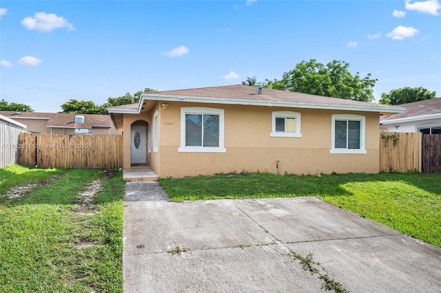 13557 SW 287th Ln, Homestead, FL 33033 - view of front of house with stucco siding