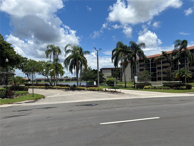 10006 Winding Lake Rd Unit 102, Sunrise, FL 33351 - photo 11