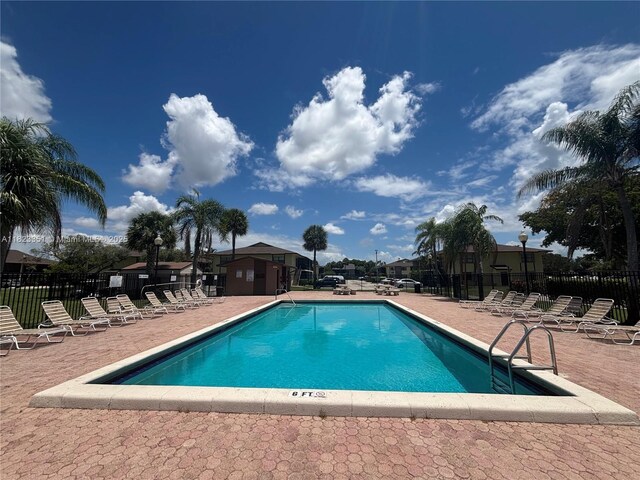 10006 Winding Lake Rd Unit 102, Sunrise, FL 33351 - photo 12