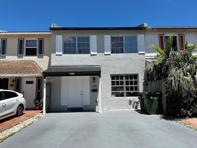 6881 W 16th Dr, Hialeah, FL 33014 - photo 1