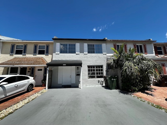 6881 W 16th Dr, Hialeah, FL 33014 - photo 2
