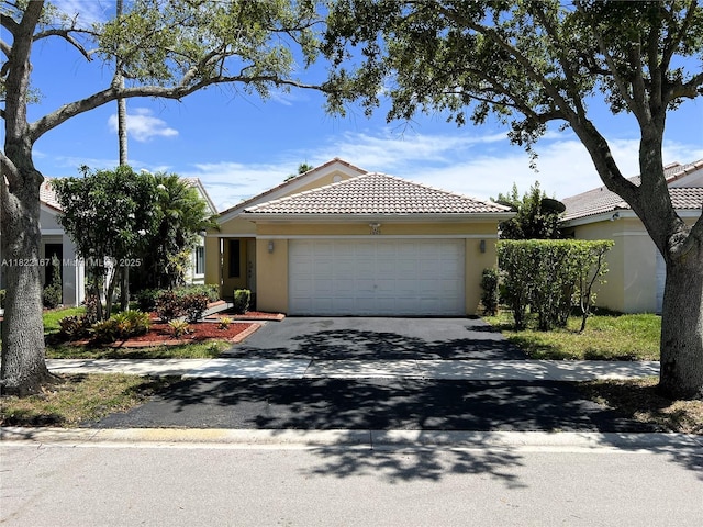 1605 Salerno Cir, Weston, FL 33327 - photo 2