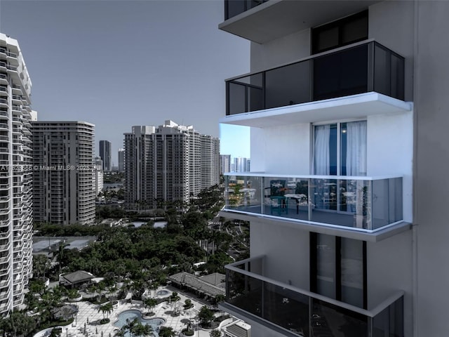 3731 N Country Club Dr Unit 2023, Aventura, FL 33180 - city view
