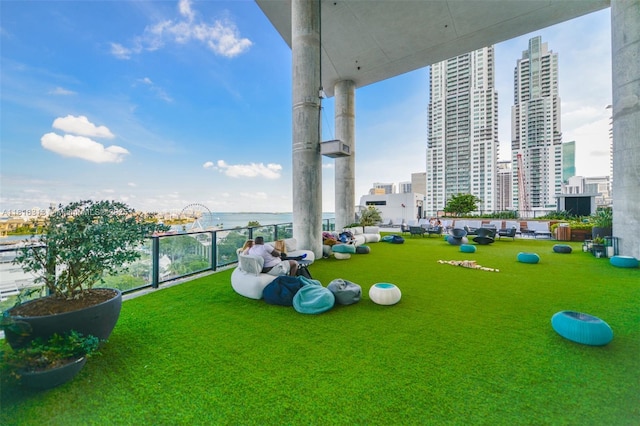 398 NE 5th St Unit 2407, Miami, FL 33132 - view of home's community featuring a city view and a water view