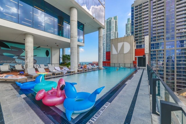 398 NE 5th St Unit 2407, Miami, FL 33132 - view of pool with a city view