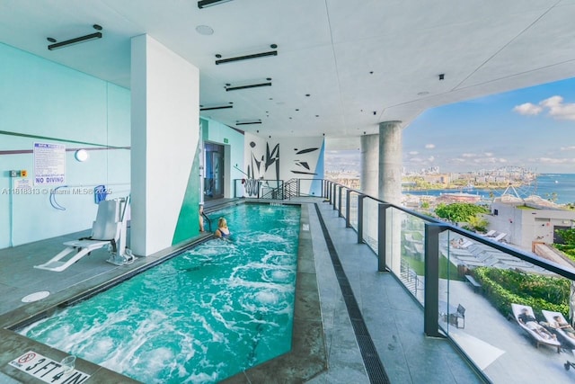 398 NE 5th St Unit 2407, Miami, FL 33132 - view of swimming pool