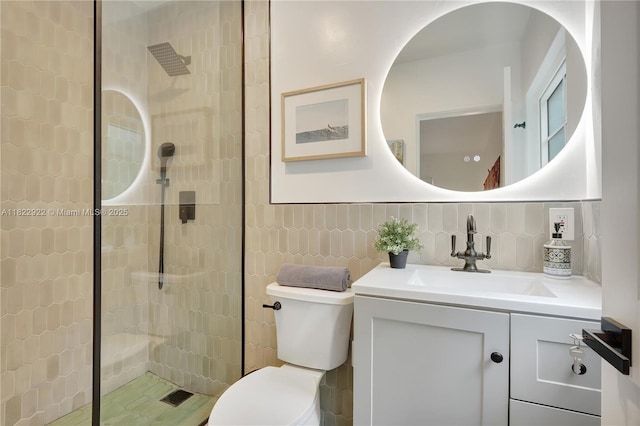 842 NW 9th Ct, Miami, FL 33136 - full bath with tile walls, vanity, a tile shower, and tasteful backsplash