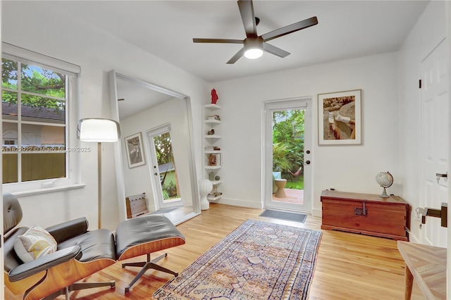 842 NW 9th Ct, Miami, FL 33136 - entrance foyer with wood finished floors and ceiling fan