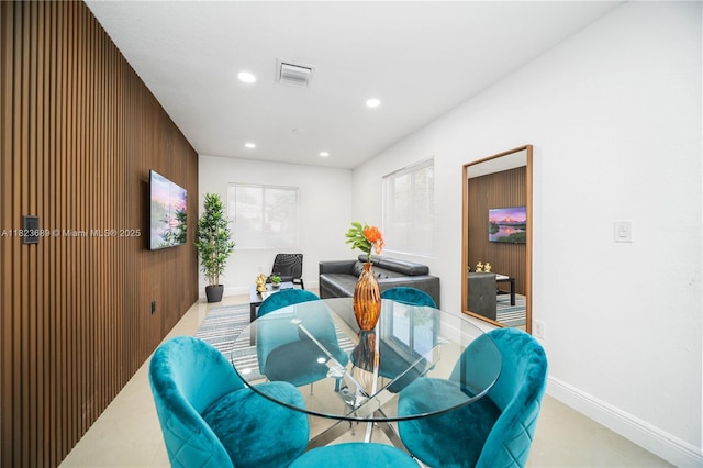 1250 NE 110th St, Miami, FL 33161 - dining space featuring baseboards and recessed lighting