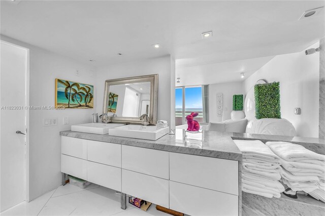 400 S Pointe Dr Unit 2310, Miami Beach, FL 33139 - photo 21