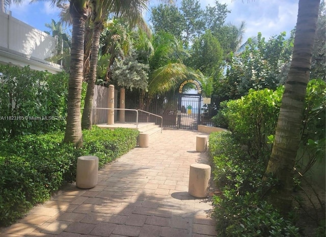 2639 N Riverside Dr Unit 1203, Pompano Beach, FL 33062 - view of community with a gate