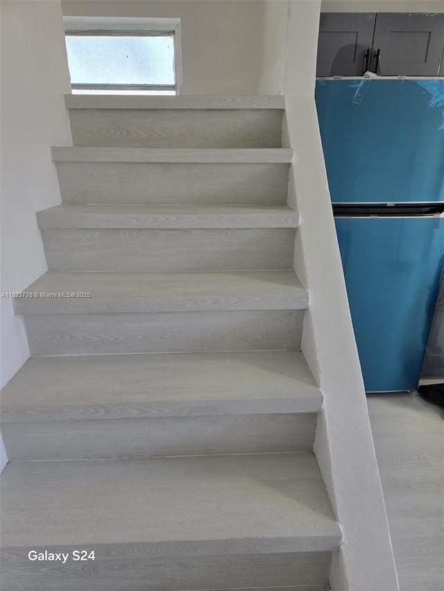 1000 W 28th St Unit 17, Hialeah, FL 33010 - view of stairway