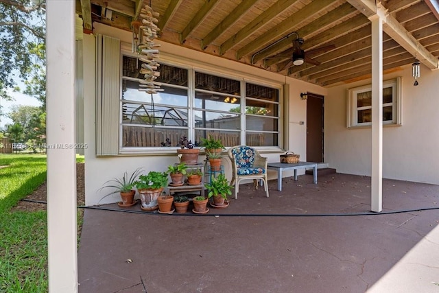 404 NE 11th Ave, Pompano Beach, FL 33060 - view of patio with ceiling fan