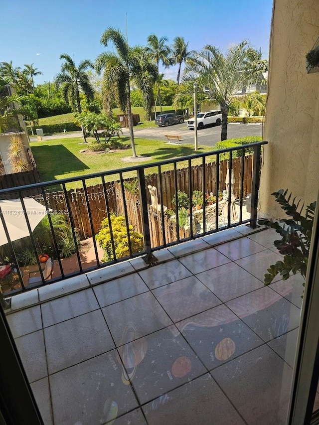 2423 NE 10th St Unit 154, Hallandale Beach, FL 33009 - view of balcony