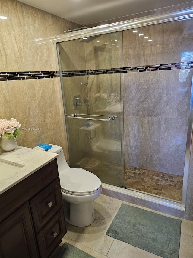 2423 NE 10th St Unit 154, Hallandale Beach, FL 33009 - full bath with vanity, a shower stall, and tile walls