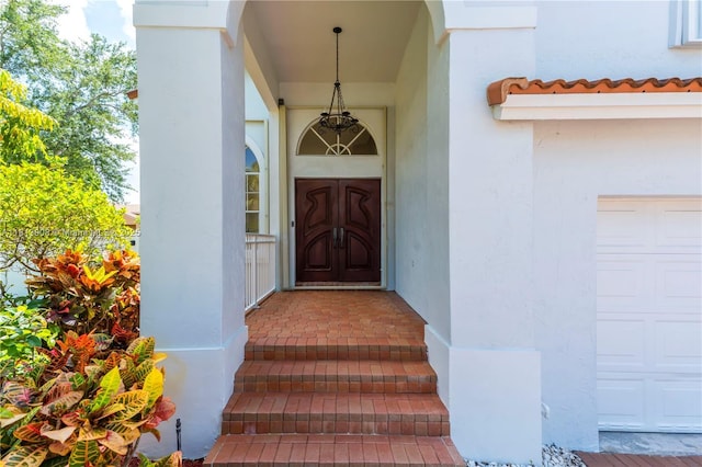 1020 NW 184th Ter, Pembroke Pines, FL 33029 - entrance to property with stucco siding
