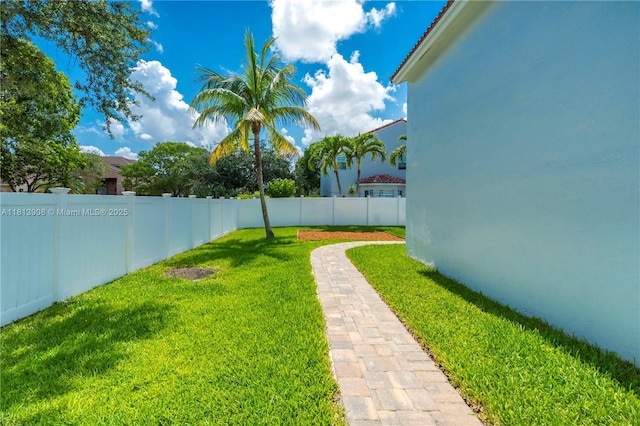 1020 NW 184th Ter, Pembroke Pines, FL 33029 - view of fenced backyard