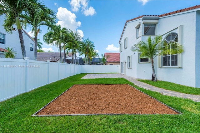 1020 NW 184th Ter, Pembroke Pines, FL 33029 - view of home's community featuring a fenced backyard
